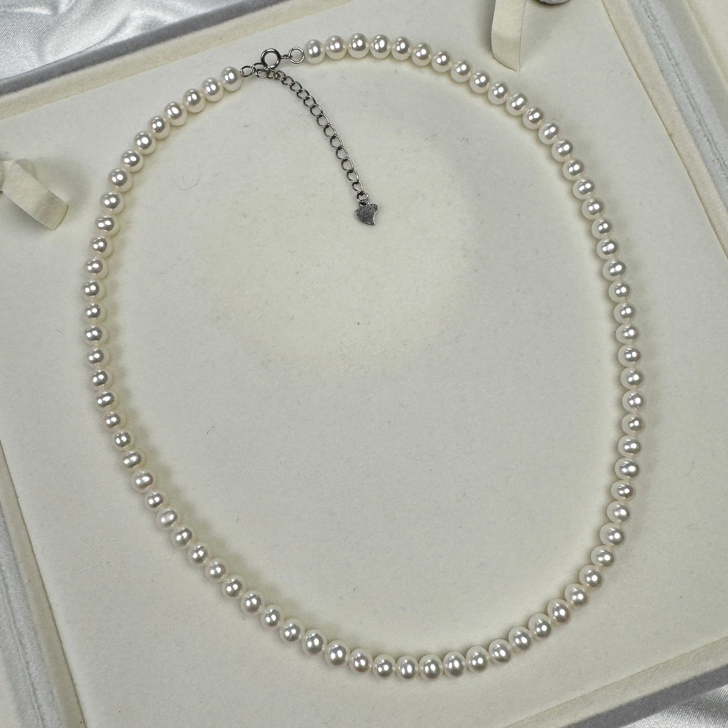 pearl necklace