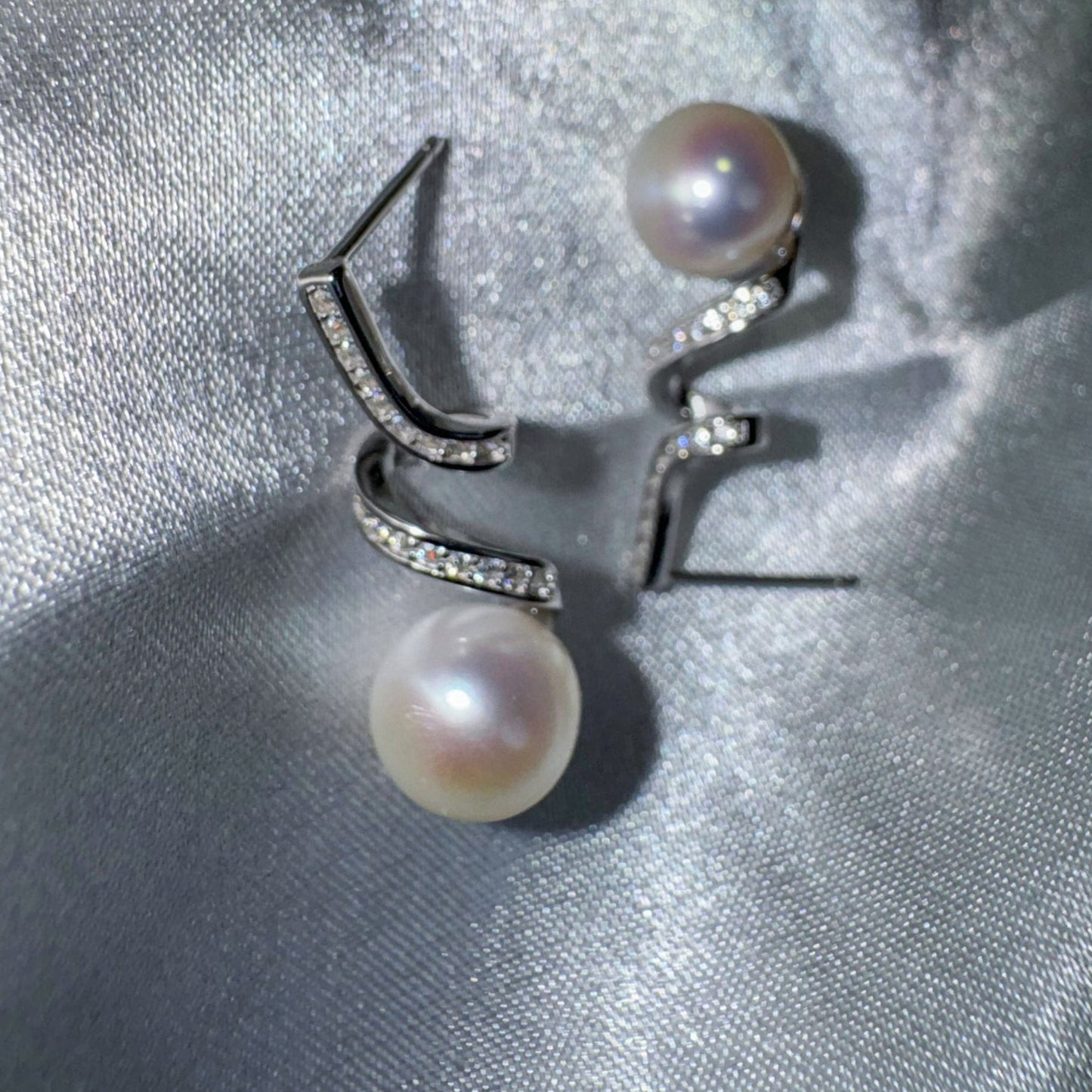 8-8.5mm size Genuine Elegance High-Luster Natural Freshwater Pearl Earrings with 925 Silver Accents