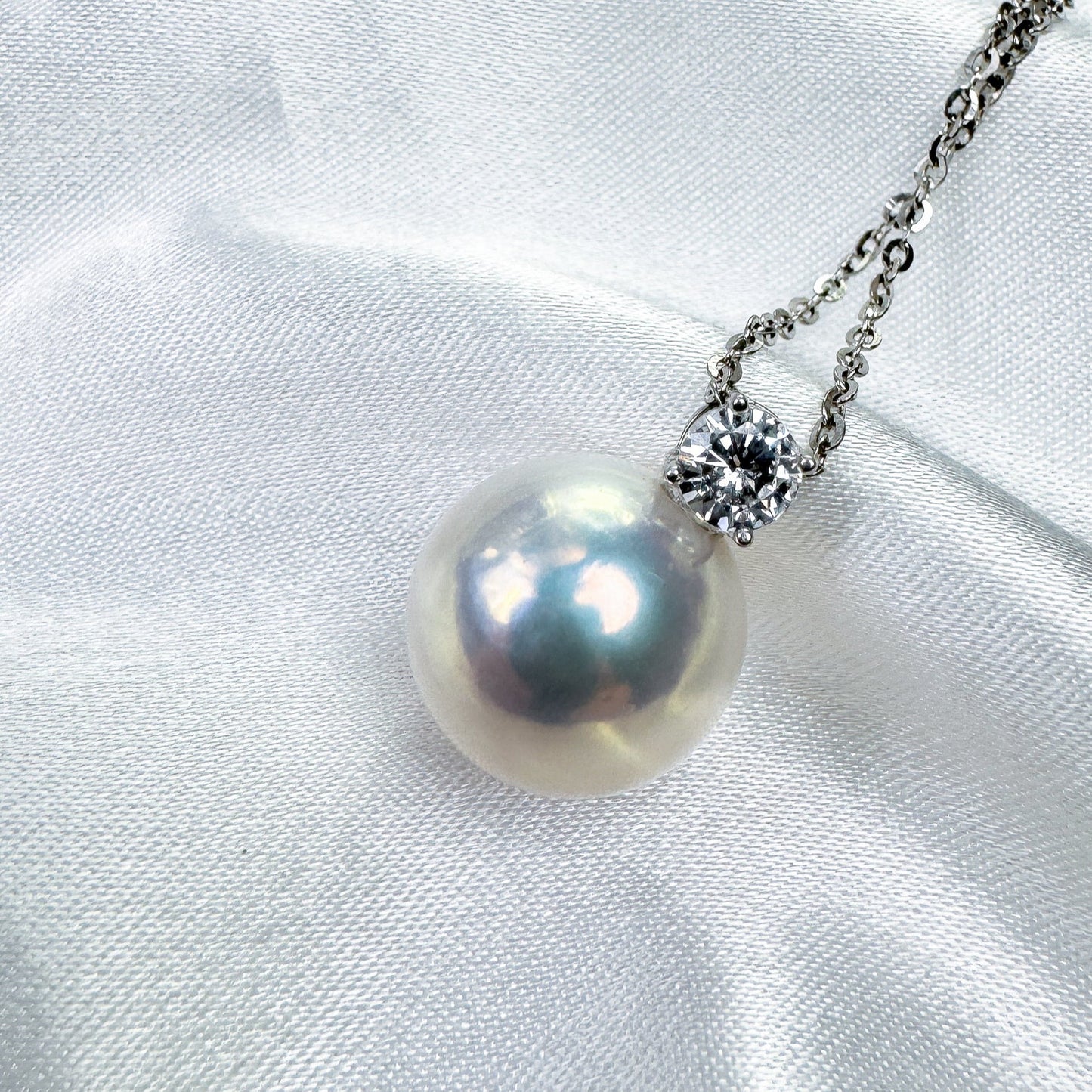 Classic 925 Silver 10mm size Pearl Pendant Necklace with Diamond-Inspired Charm
