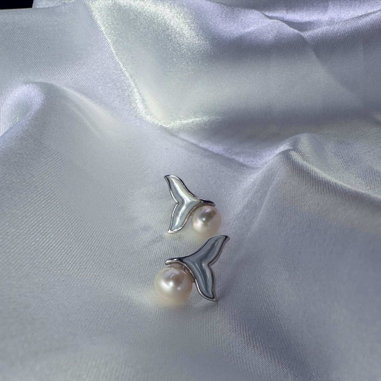 7mm size Natural Freshwater Pearl & Mother of Pearl Earrings: Ocean's Elegance