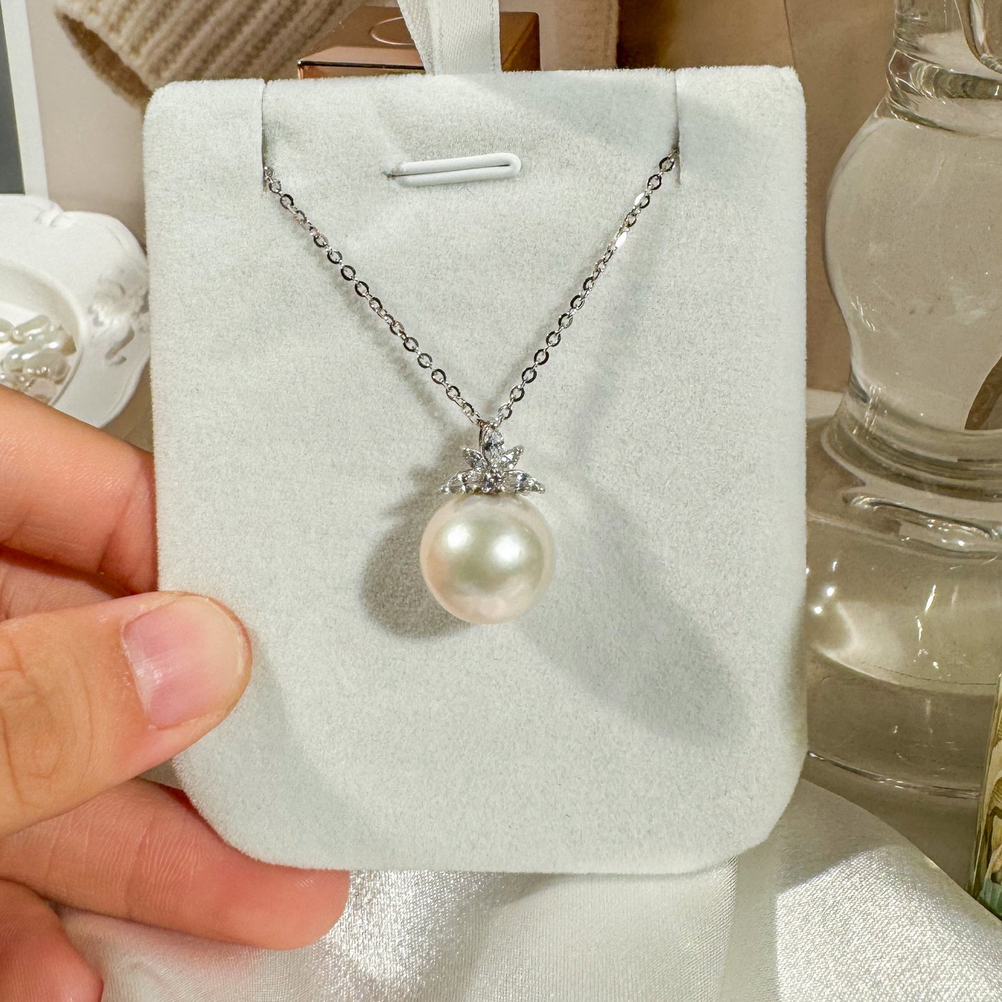 Handcrafted Ice Queen Crown Style Freshwater Pearl Pendant, Luxury Fashion Pearl Necklace for Moms and Wives